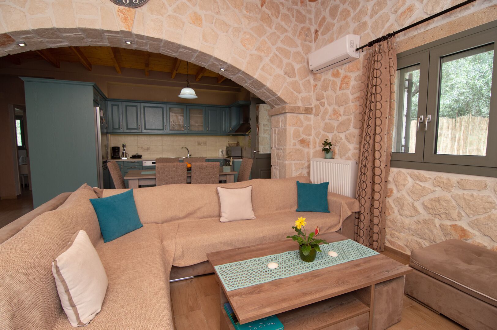 Flat-screen TV, fireplace