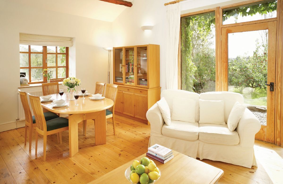 Ground floor: Open-plan sitting and dining room