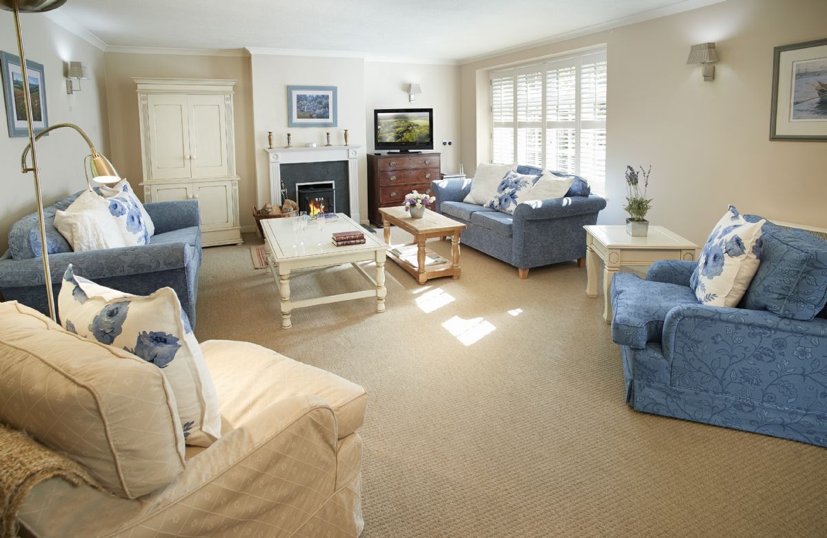 Ground floor: Sitting room
