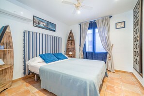 1 chambre, fer et planche Ă repasser, accĂšs au Wi-Fi (inclus)