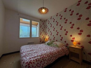1 bedroom