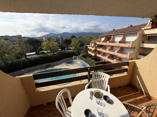 Modern T2 with pool and parking in Argelès-sur-Mer