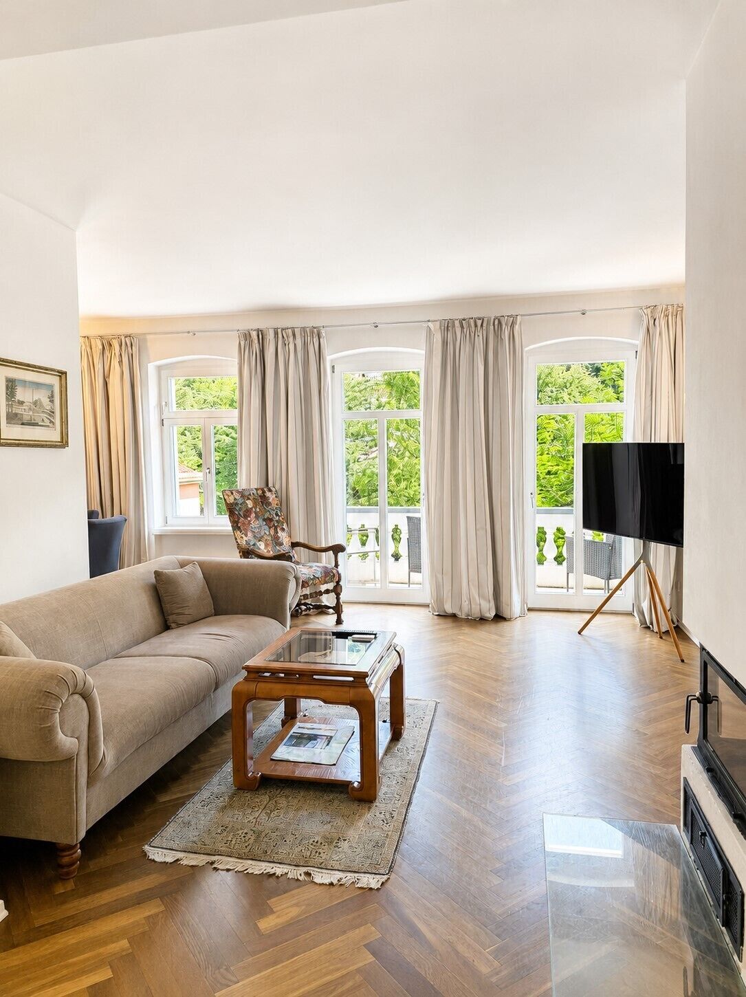 Deluxe-Apartment, 3 Schlafzimmer, Balkon, Parkblick (inkl. € 80,- Endreinigungsgebühr) | Schallisolierte Zimmer, Zustellbetten, kostenloses WLAN, Bettwäsche