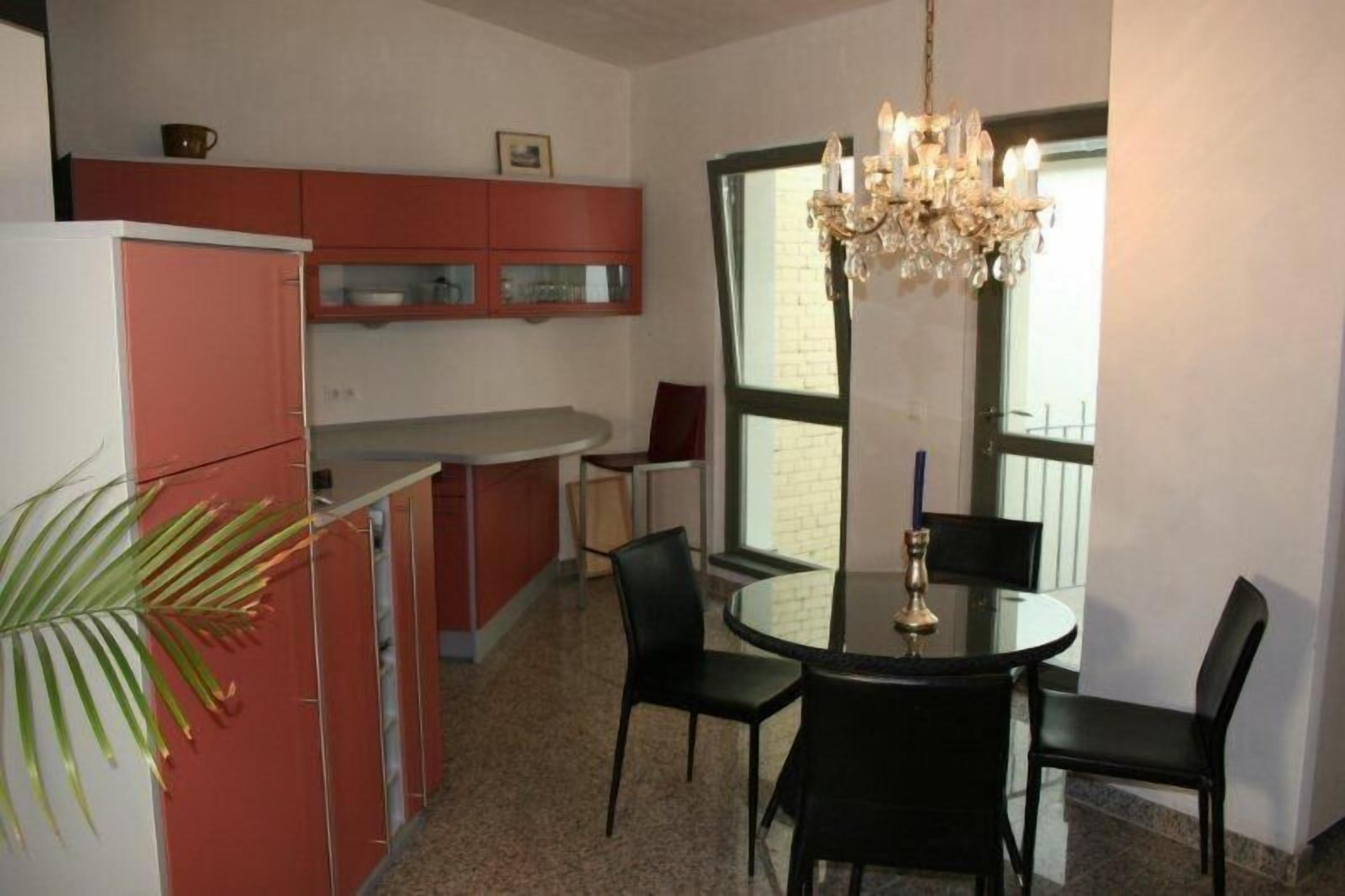 Deluxe Apartment, 2 Bedrooms, Sauna (incl. final cleaning fee € 80,-) | Private kitchen | Fridge, oven, stovetop, dishwasher
