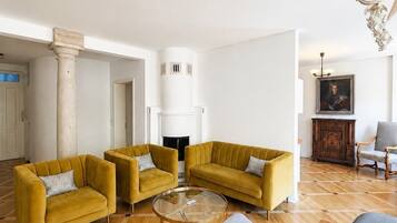 Deluxe Apartment, 3 Bedrooms, Garden Area (incl. final cleaning fee € 80,-)
