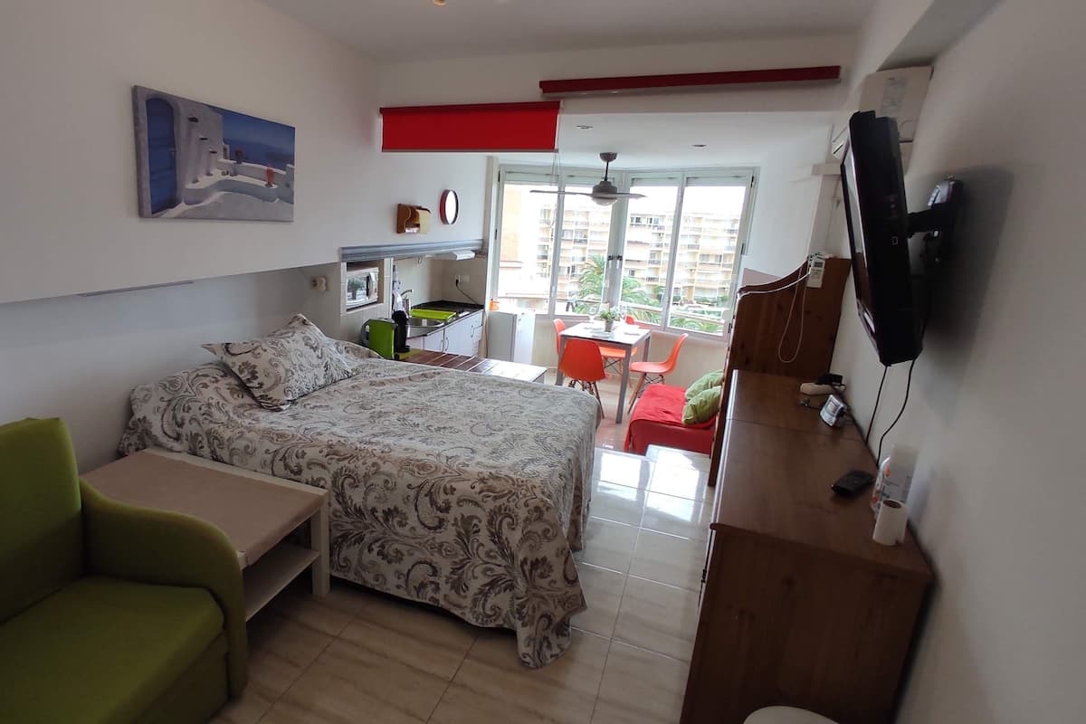 Estudio estándar | Decoración personalizada y muebles diferentes