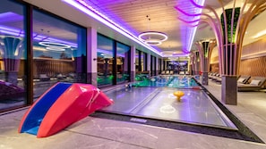Indoor pool, 2 outdoor pools, open 7:00 AM to 9:00 PM, pool umbrellas - Hotel Postwirt (Soell)