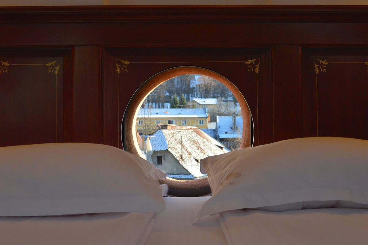 deluxe suite, multiple beds, mountainside | 2 bedrooms, premium bedding, memory-foam beds, minibar