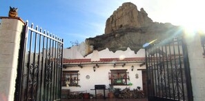 Entrada de la propiedad