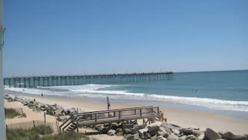 På stranden og strandhåndklær