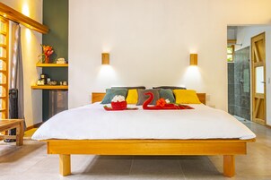 Artículos del minibar gratis y caja de seguridad en la habitación 