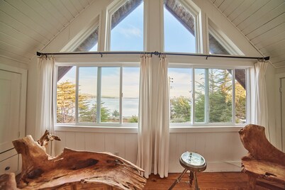 Amazing view!!!4bed/2bath/hot tub 