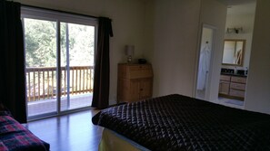 3 chambres, bureau, fer et planche à repasser, Wi-Fi gratuit