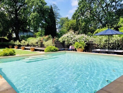 Downtown St. Helena retreat with pool, bocce ball and privacy. Permit #PL23-019