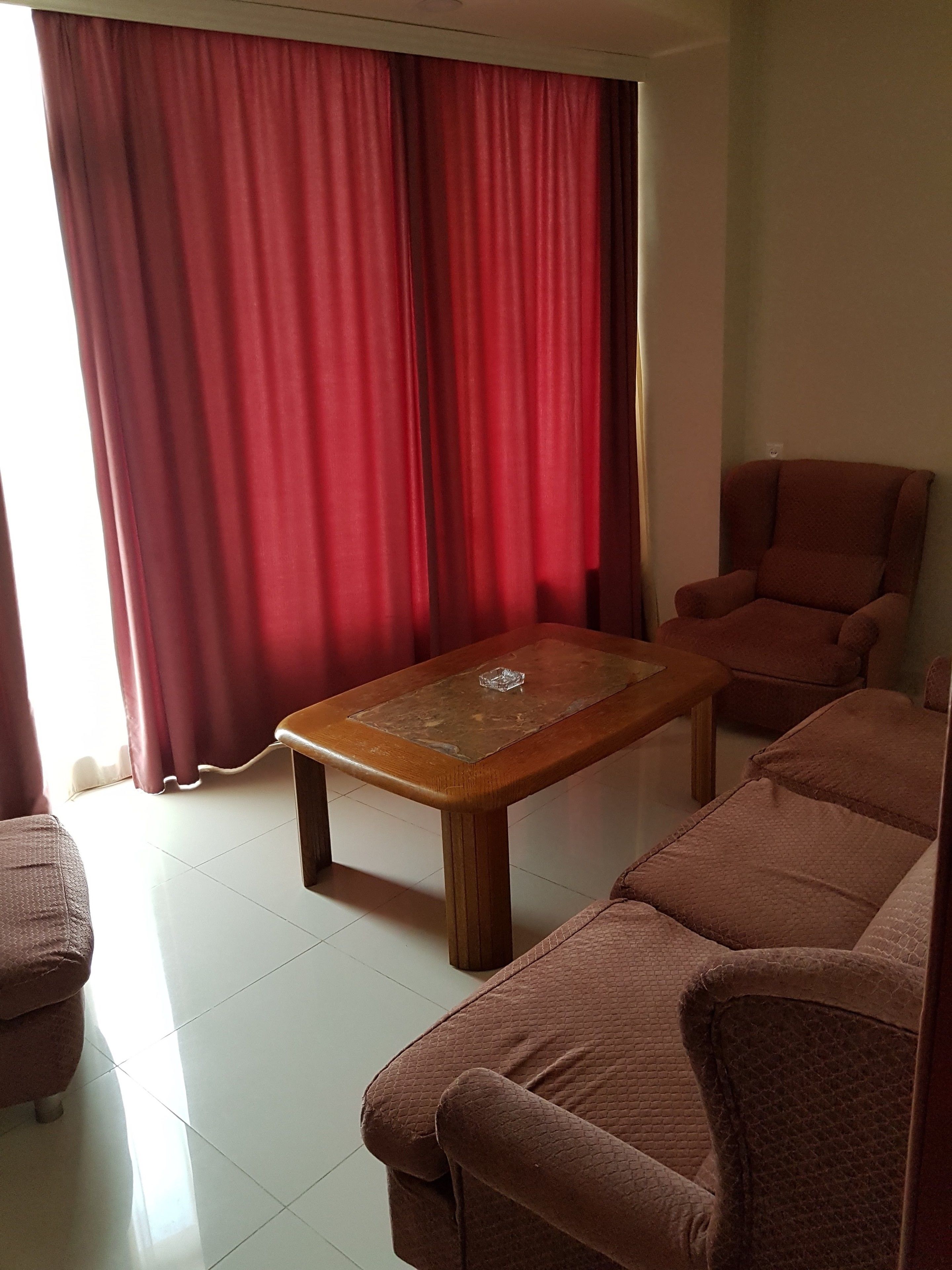 Luxury Suite, Non Smoking | Living room | 71-cm LED TV with satellite channels, TV, first-run movies