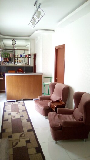 Reception - Hotel 999 (Tbilisi)