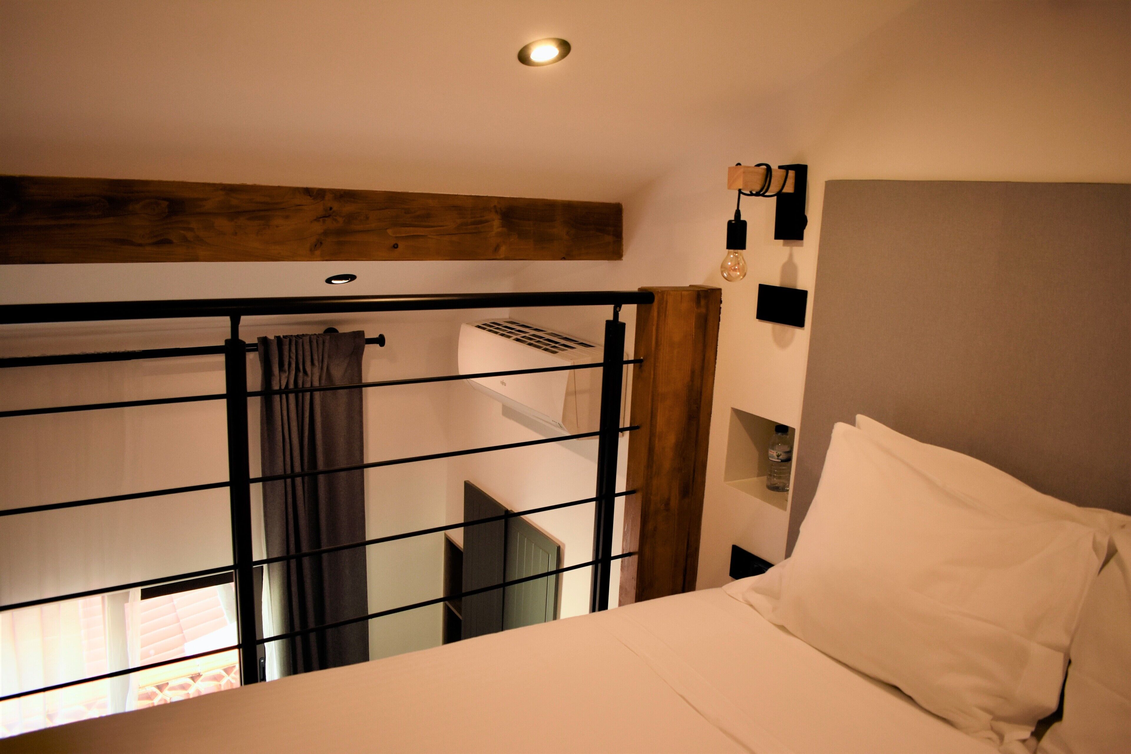 디럭스 하우스, 침대(여러 개), 전용 욕실, 시내 전망 | 1 개의 침실, 고급 침구, 미니바, 객실 내 금고