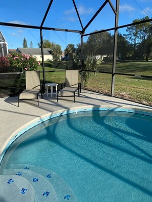 Beheizter Pool