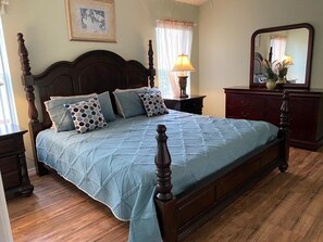 4 Schlafzimmer, Bügeleisen/Bügelbrett, Reisekinderbett, kostenloses WLAN