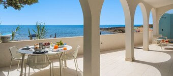 Beach front villa in Calabernardo, Noto, Sicily