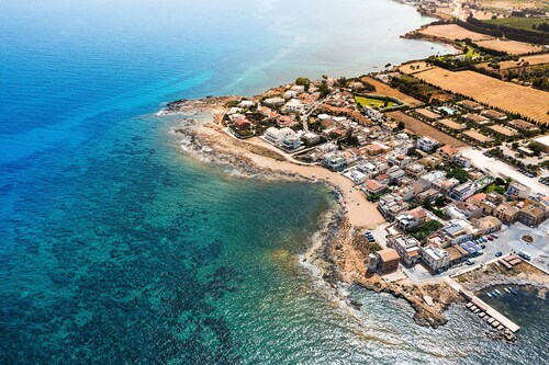 Beach front villa in Calabernardo, Noto, Sicily