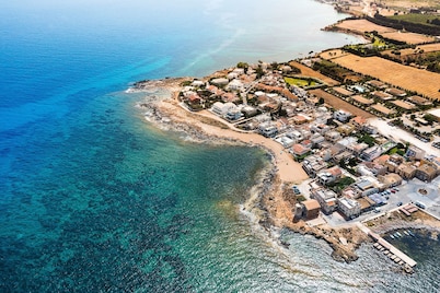 Beach front villa in Calabernardo, Noto, Sicily