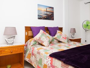 1 Schlafzimmer, Bügeleisen/Bügelbrett, Internetzugang, Bettwäsche