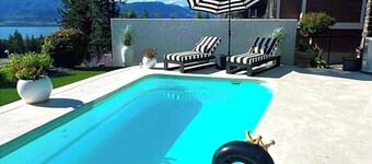 Paradise Found in Upper Mission at Casa De Luce