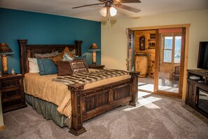 3 bedrooms, desk, iron/ironing board, free WiFi - Enjoy Peace & Wildlife- Stunning Log Home w/ Mountain Views!  Pagosa Springs, Co (Pagosa Springs)