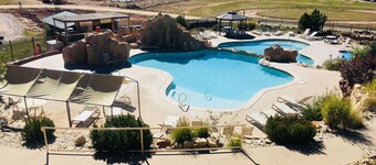 Brand New Cabin 400 'du parc national de Zion, dans le Zion Ponderosa Ranch & Resort!