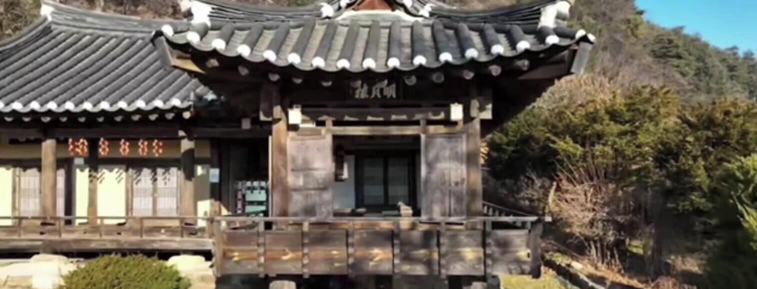 거실 공간