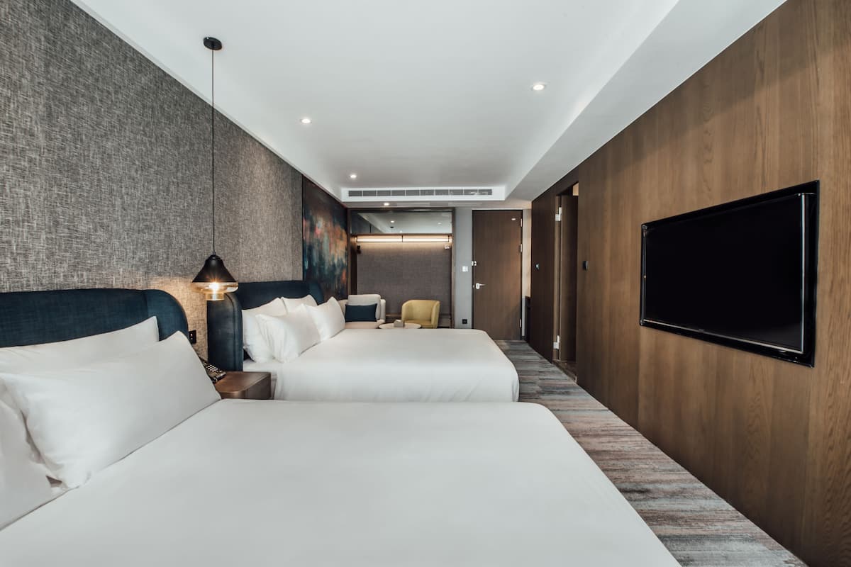 Luxe beddengoed, een kluis op de kamer, individueel gemeubileerd