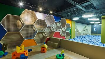 Children’s play area – indoor