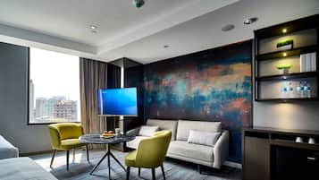 Premium bedding, in-room safe, individually furnished, blackout curtains