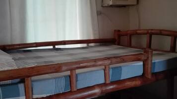 Desk, free WiFi, bed sheets