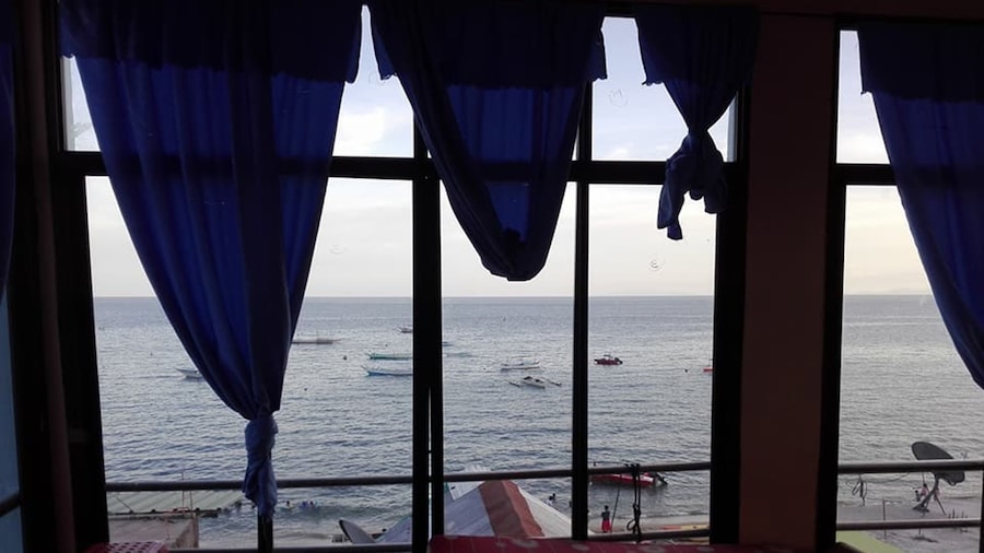 Antipolo Beach Haus Annex