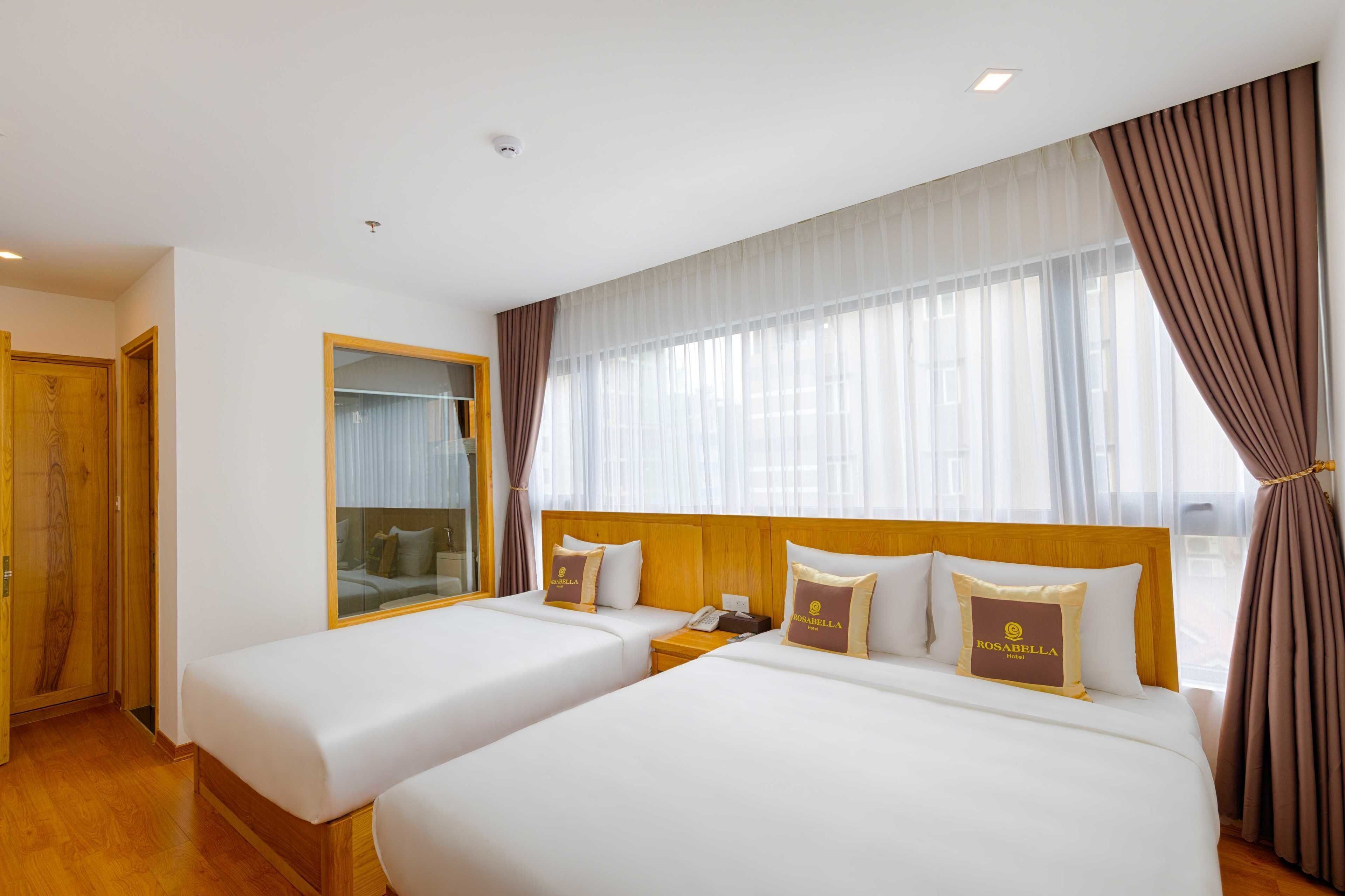 1 Schlafzimmer, hochwertige Bettwaren, Daunenbettdecken