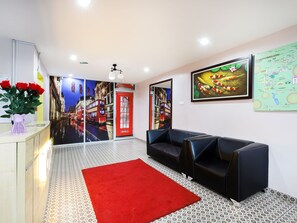 Lobby sitting area - OYO 1231 Ar Rayyan Boutique Hotel (Tanah Rata)