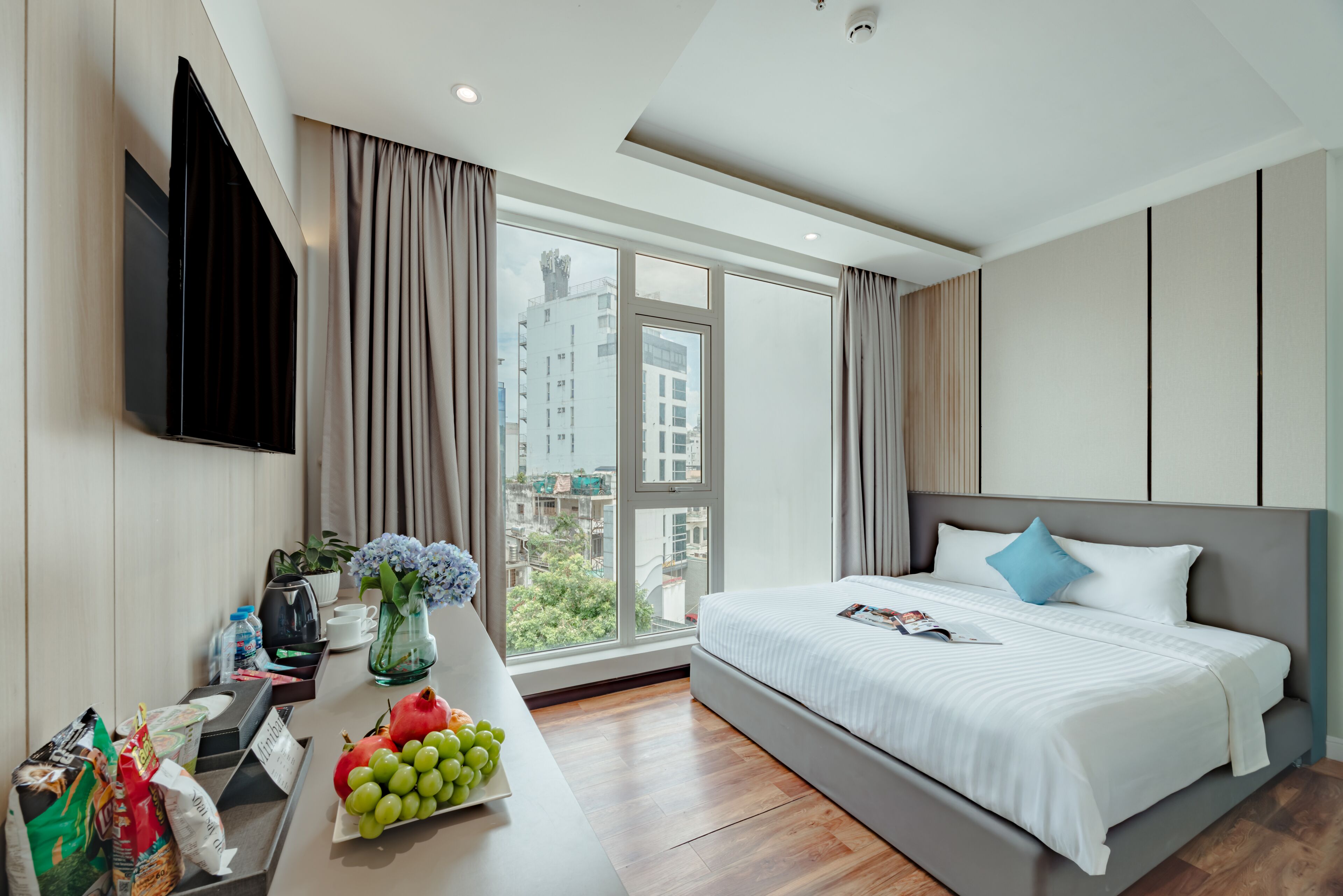 Premium Deluxe Double City View | Minibar, in-room safe, desk, free WiFi
