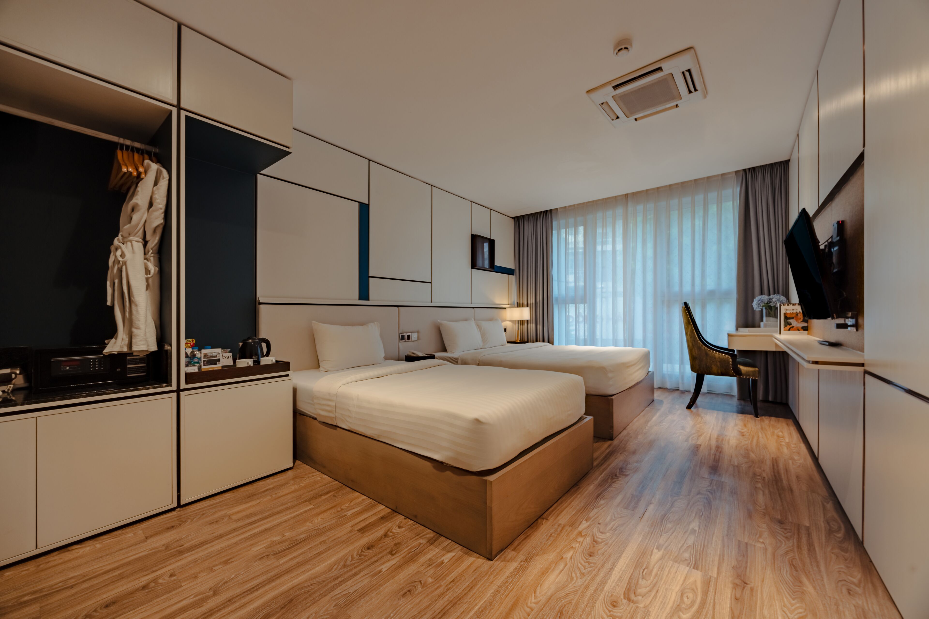 ห้องทริปเปิล, วิวเมือง | มินิบาร์, ตู้นิรภัยใ นห้องพัก, โต๊ะทำงาน, Wi-Fi ฟรี