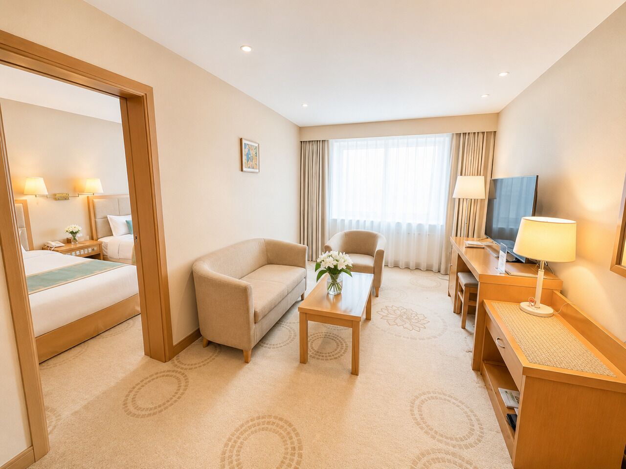 Deluxe Twin Room | 1 bedroom, premium bedding, minibar, in-room safe
