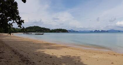 Anattaya Holiday Home