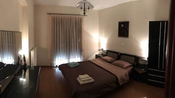 Family Apartment | 2 bedrooms, premium bedding, blackout curtains, soundproofing