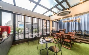 Free daily continental breakfast - Jawoori Hotel Do An (Daejeon)