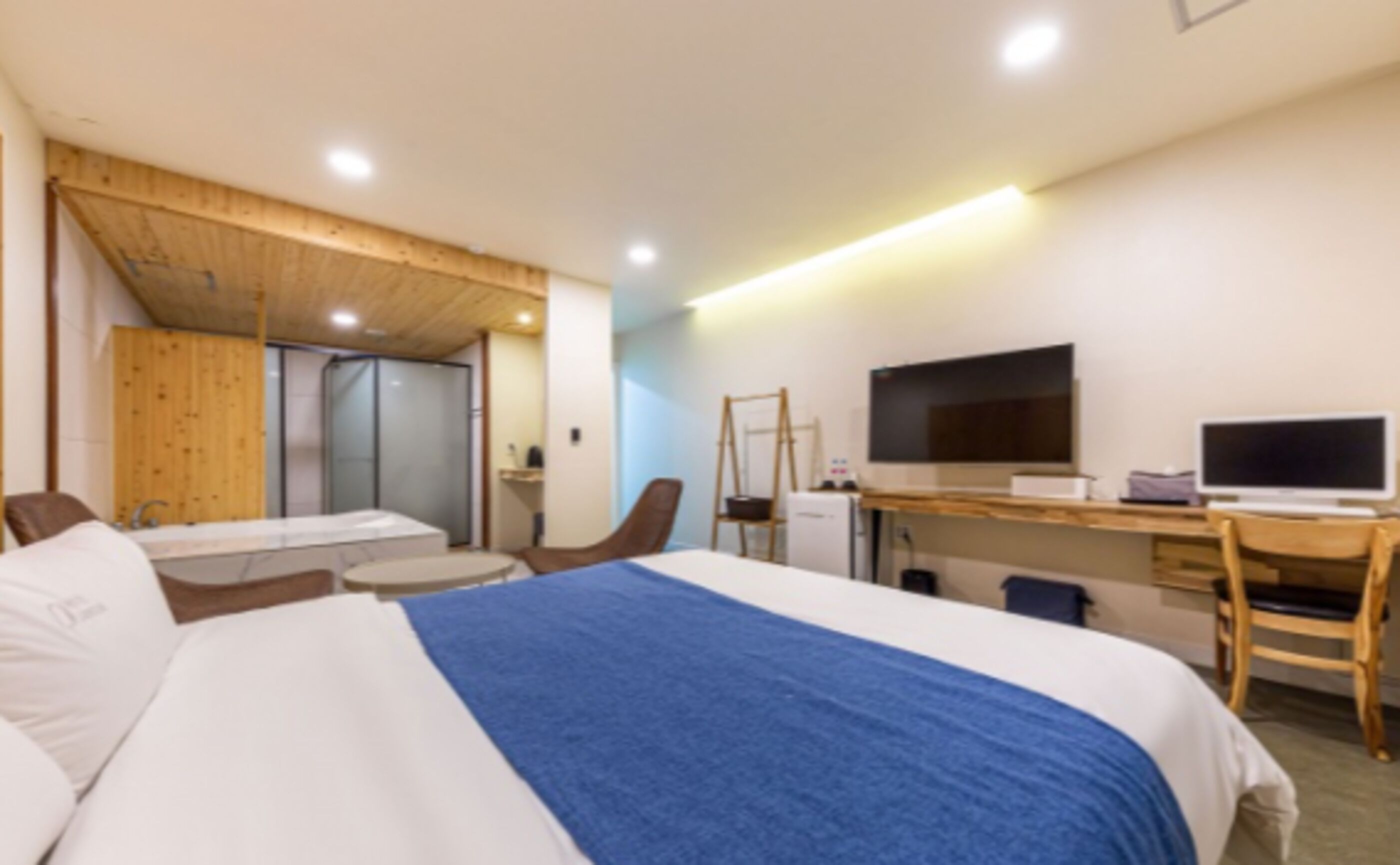 Habitación, hidromasaje | Wifi gratis y ropa de cama 