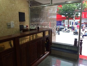 Reception - Hong Ha Hotel (Ho Chi Minh City)