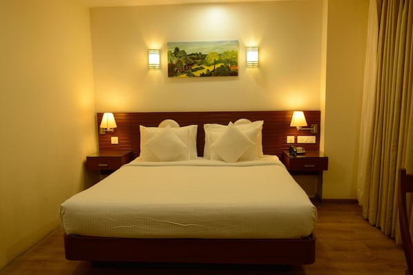 In-room safe, desk, rollaway beds, free WiFi