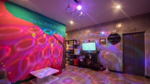 5 Bedrooms Villa | Room amenity - Home Black Sticky Rice (Hua Hin)