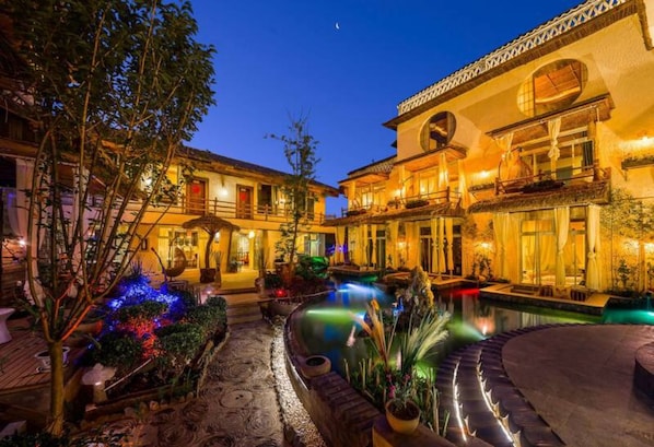 Front of property - evening/night