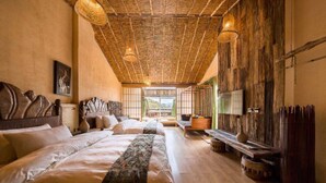 Unclassified image, 5 of 46, button - Lugu Lake Shilily Hotel Zai Li Ge Le (Lijiang)
